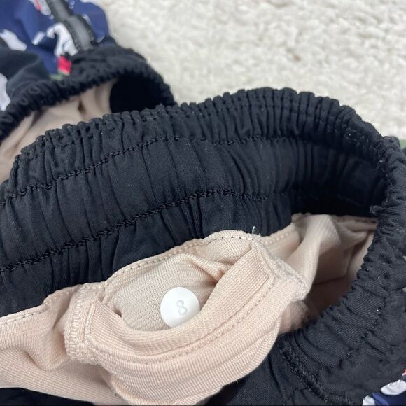 Lululemon Hotty Hot Short  - Picture 8 of 9